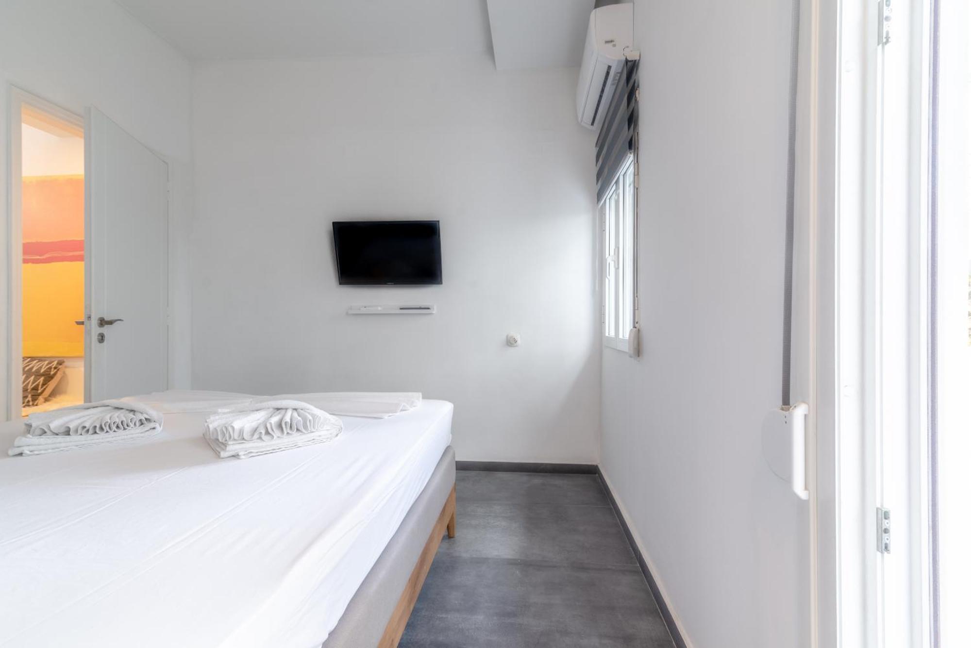Misty Grey Apartment Near City Centre كاندية المظهر الخارجي الصورة
